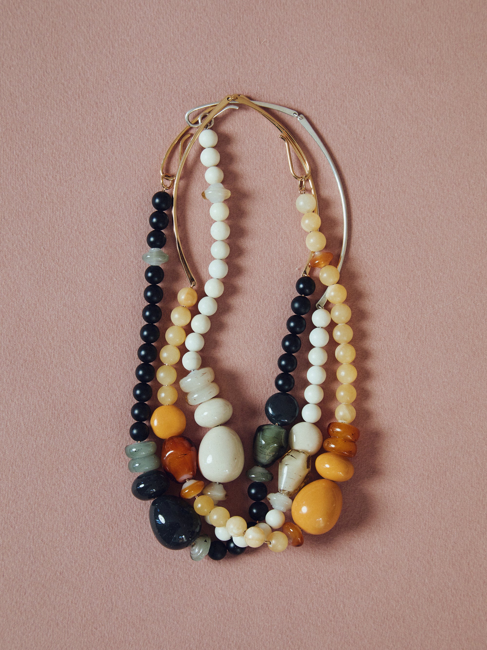 Accra Neck