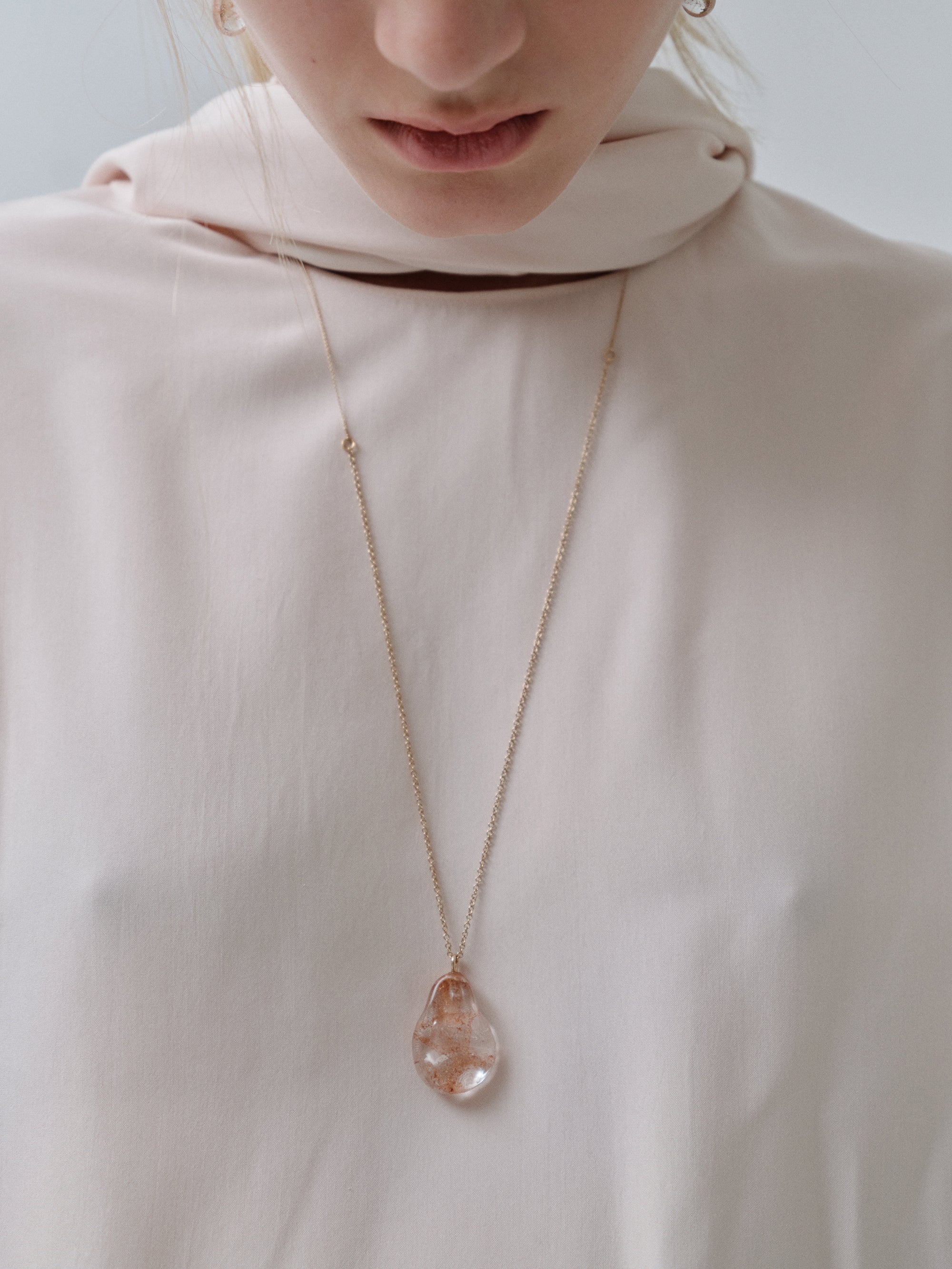 Whisper pendant