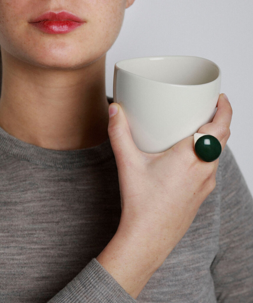 Lutz cup, <em>White</em>