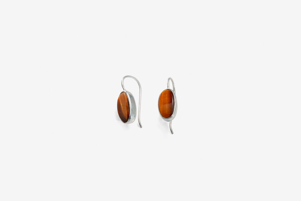 Base girl S, <em>Tiger's eye</em>