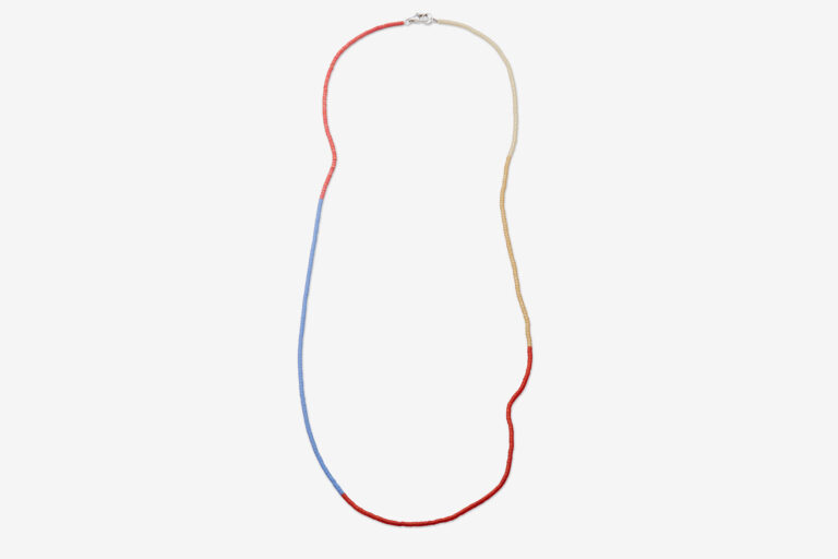 Line five S, <em></noscript>Rojos</em>