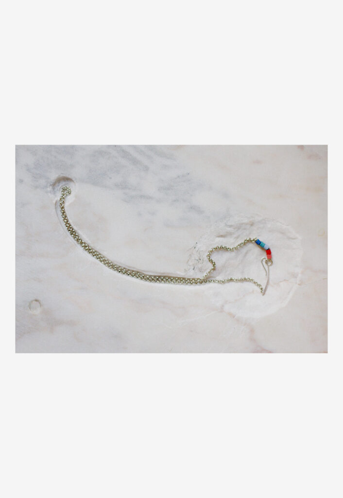 Guy chain, <em>Multicolour</em>